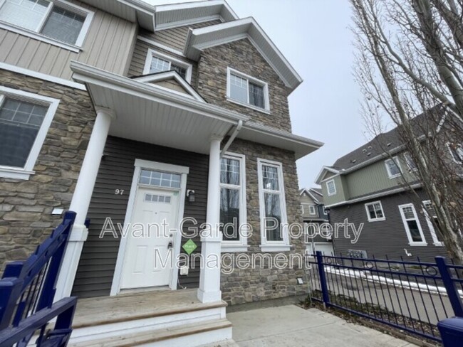 Building Photo - 4050 Savaryn Dr SW