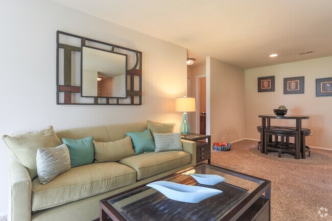 2BR,2BA,-934SF Bristle Bay - Runaway Bay Apartments