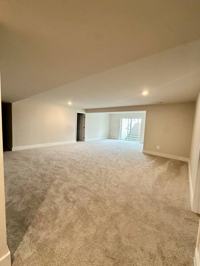 Foto del edificio - 9080 Piney Mountain Rd