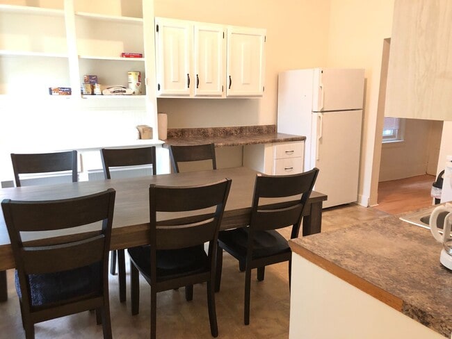 Photo - 332 Ophelia St Apartment