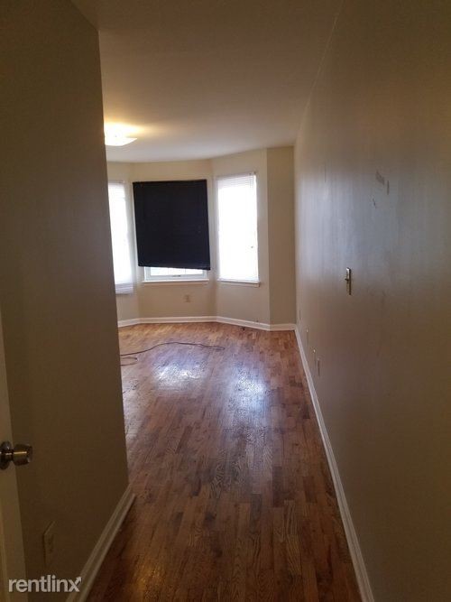 Building Photo - 2 br, 2 bath  - 289 S 7th St Apt 1