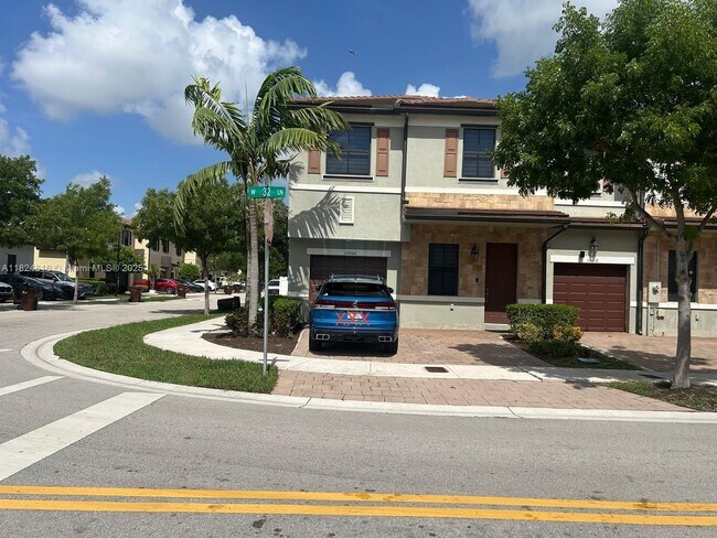 Foto del edificio - 10006 W 32nd Ln