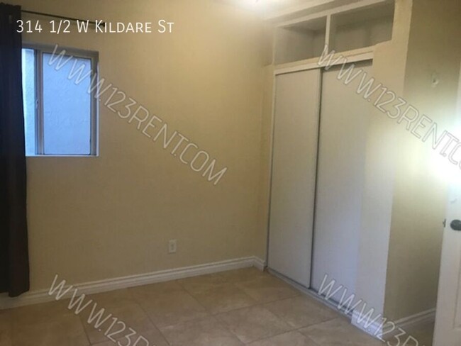 Foto del edificio - 1BD/ 1BATH WEST LANCASTER APT. UTILITIES I...