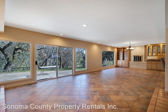 Building Photo - 3 br, 2.5 bath House - 884 Wildwood Trail
