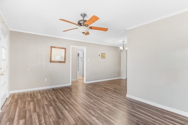 Foto del edificio - 1405 W Tennessee Ave