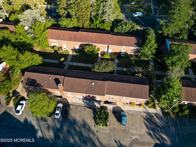 Building Photo - 364 Westwood Ave