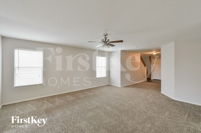 Foto del edificio - 7711 Caballo Canyon