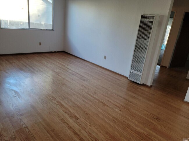 Foto del edificio - 1641 Menlo Ave