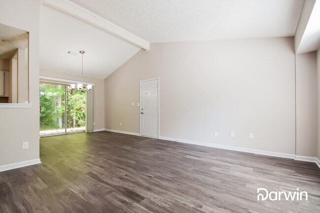 Building Photo - 3900 Dalhouise Ln