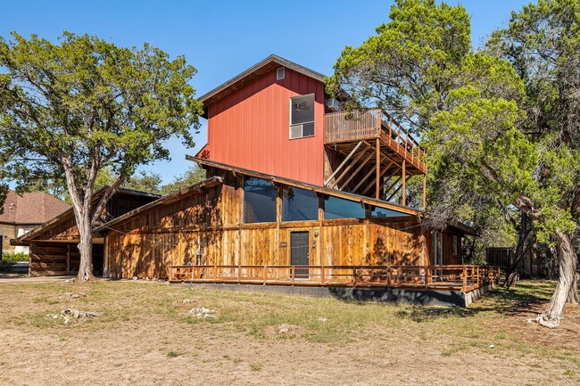 Building Photo - 302 Venture Blvd S