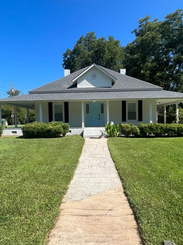 Primary Photo - Full of Charm 4BD/1BA w/ Wrap-Around Porch