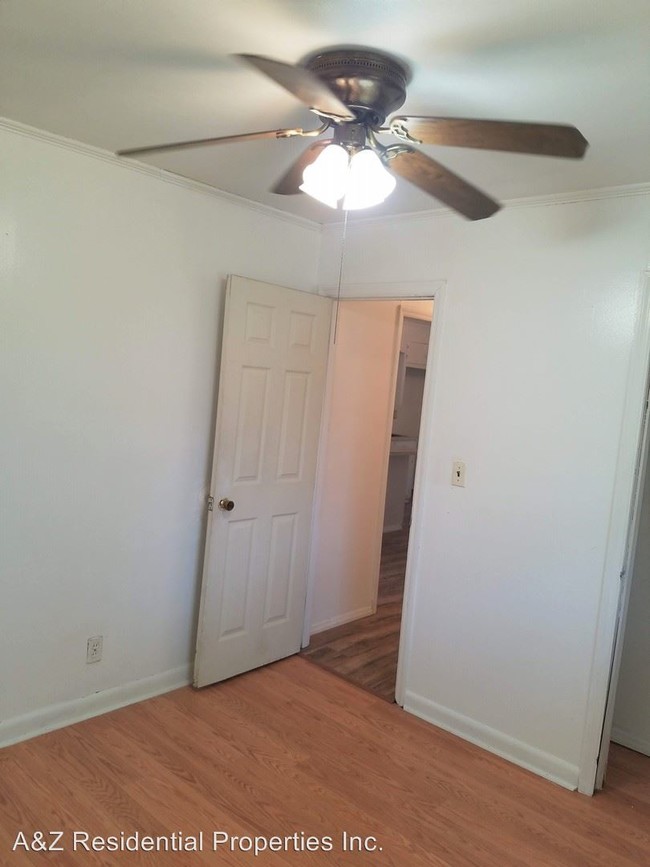 Building Photo - 3 br, 2 bath House - 419 E. Gay Street