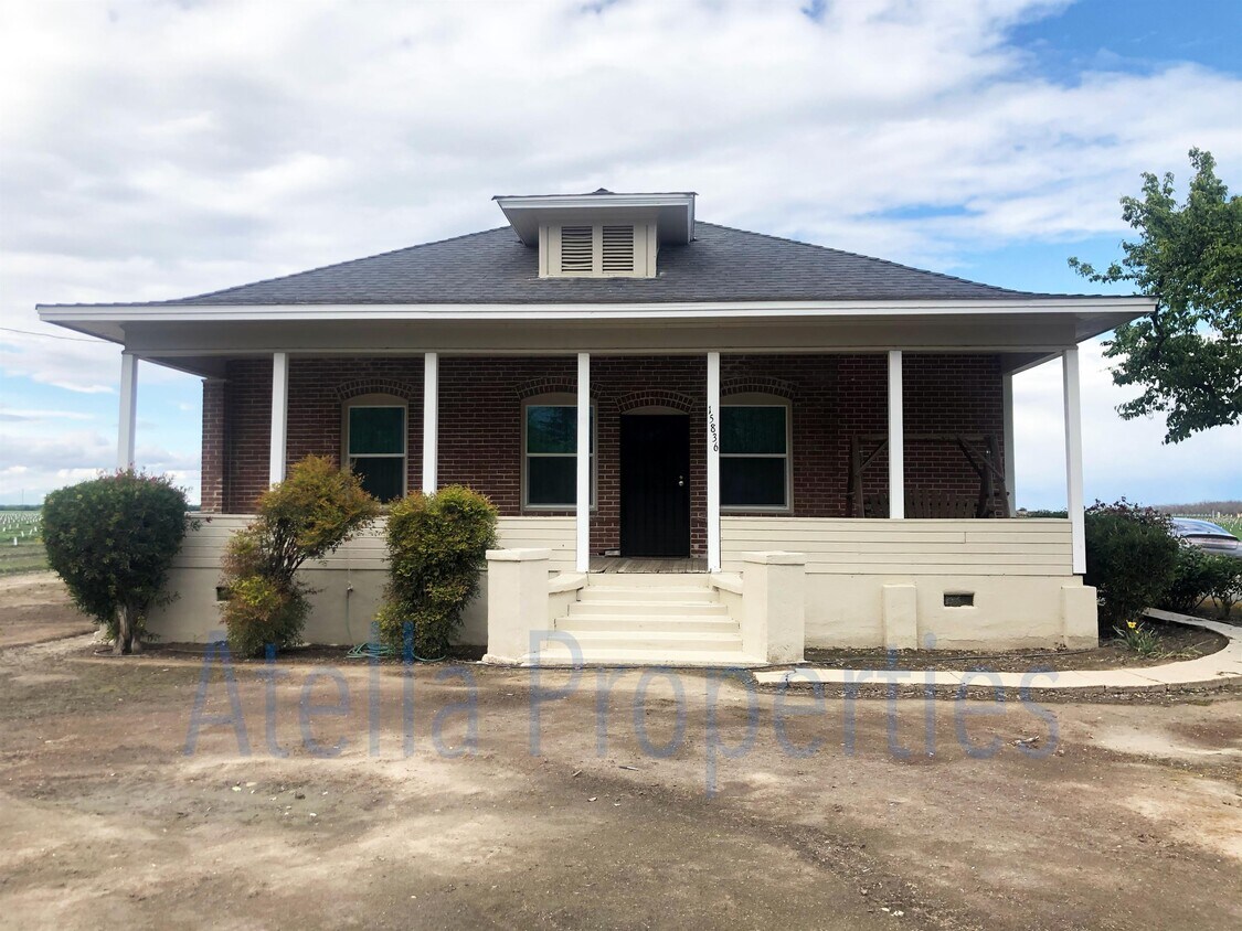15836 W Lacey Blvd, Lemoore, CA 93245 House Rental in Lemoore, CA