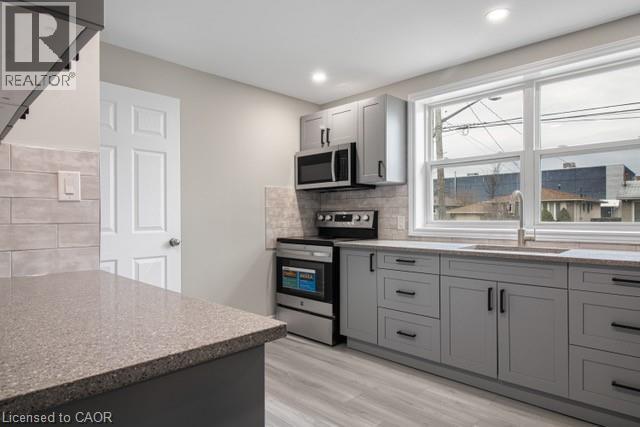 Photo du bâtiment - 116 Irene Ave