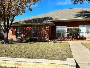 Building Photo - 4019 Angelina Dr