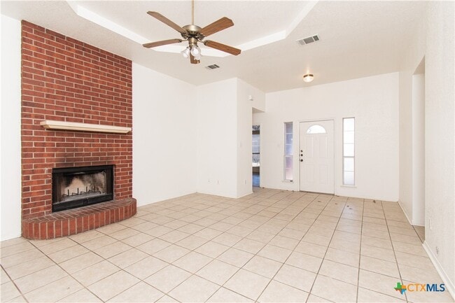 Building Photo - 5009 James Loop