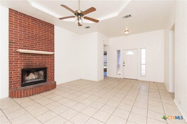 Foto del edificio - 5009 James Loop