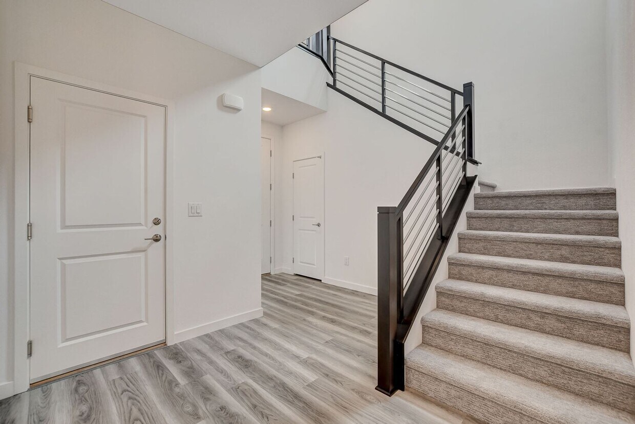 Primary Photo - Spacious 3-Bed Summerlin Home with Den, Lo...