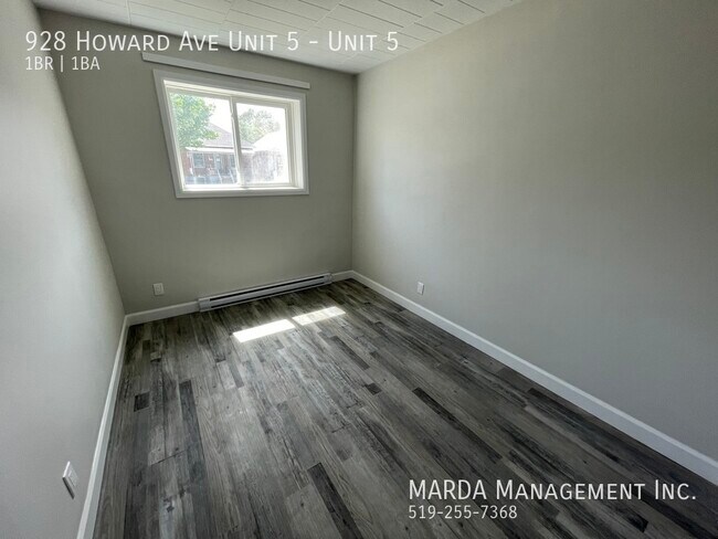 Building Photo - FULLY RENOVATED 1BED/1BATH APRTMNT UNIT IN...