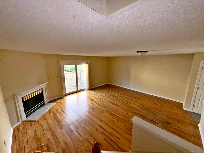 Building Photo - 34 Ivy Grove Ct