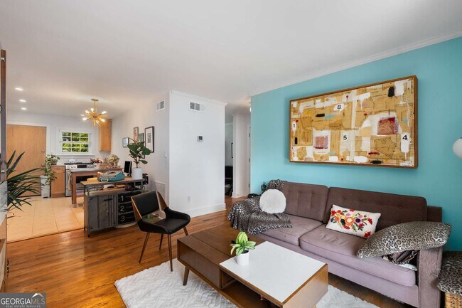 Foto del edificio - 866 Briarcliff Rd NE
