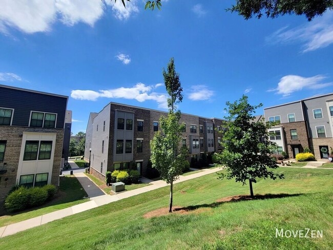 Photo - 320 Chattooga Wy Townhome