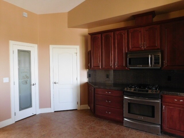 Foto del edificio - 3Bd/3Ba Single Story House - Available Ear...