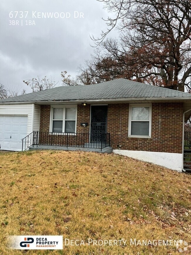 Kenwood Apartments for Rent with Parking Saint Louis, MO 2 Rentals
