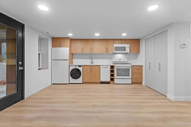 Foto del edificio - 927 N Mozart St
