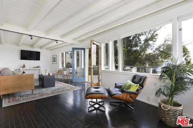 Foto principal - 3630 Tacoma Ave
