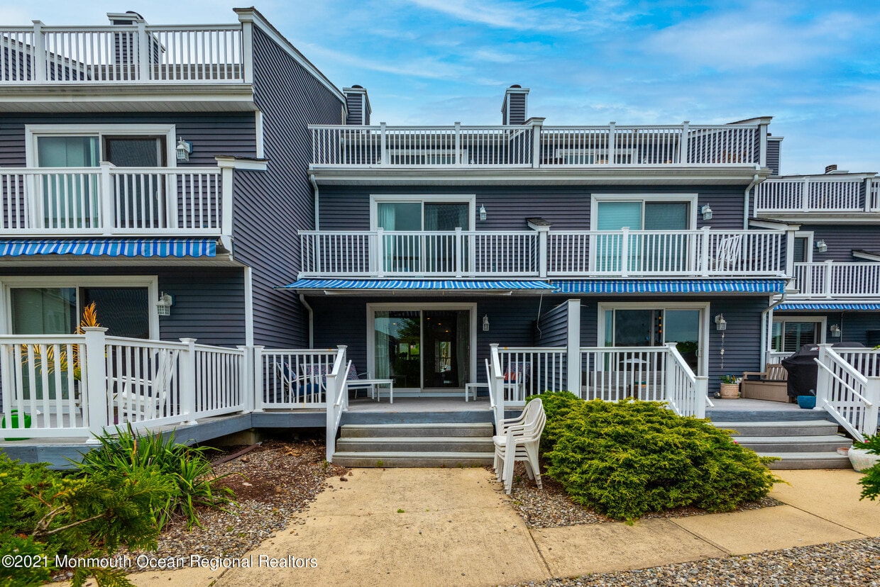 2410 Sylvan Dr Unit 2, Point Pleasant, NJ 08742 Condo for Rent in Point Pleasant, NJ