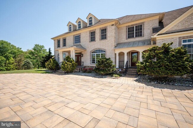 Foto del edificio - 13071 Haddonfield Ln