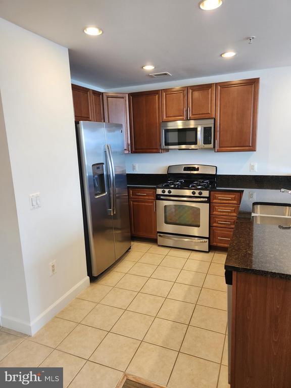 Foto principal - 8191 Strawberry Ln