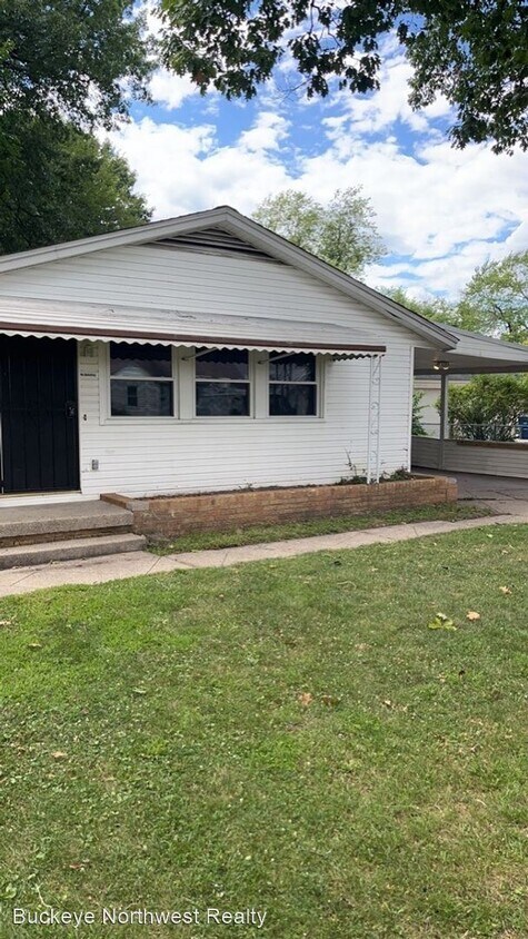 4 br, 1.5 bath House - 1036 Metcalf Rd - House Rental in Toledo, OH ...