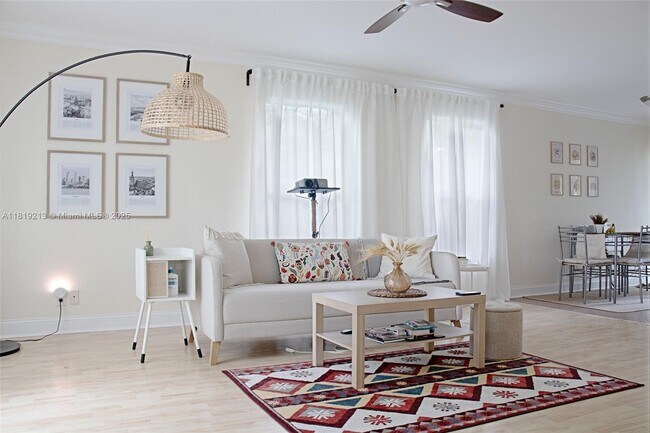 Foto del edificio - 307 SW 11th Ct