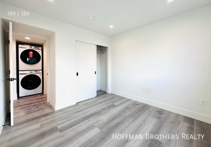 Foto del edificio - 4126 Clayton Ave W