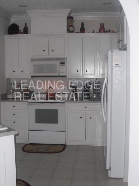 Foto del edificio - 4873 Somerset Dr