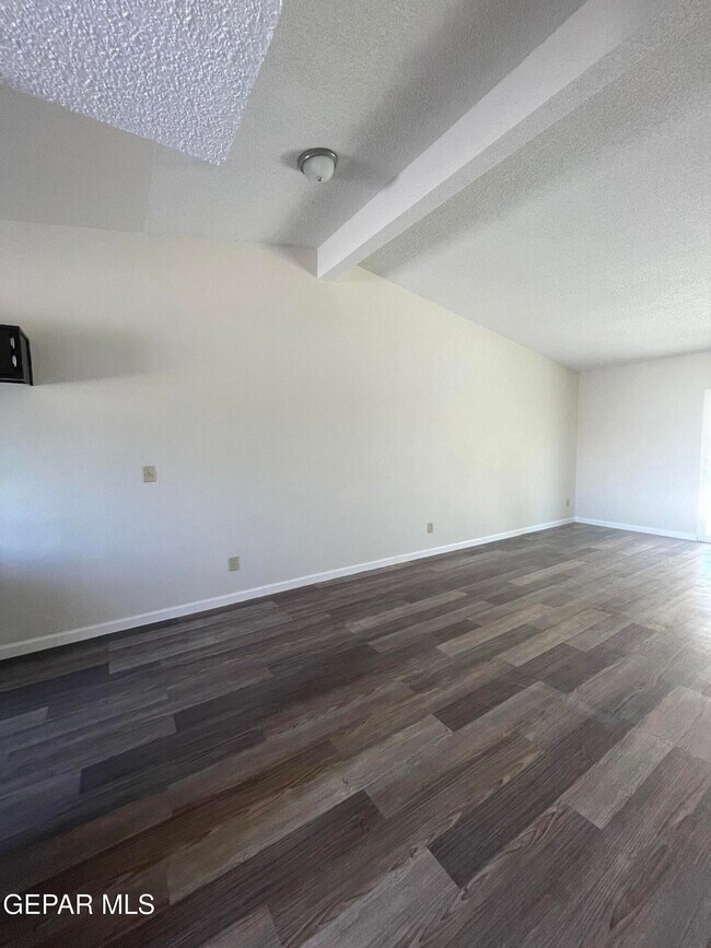 Foto del edificio - 864 Barandal Dr