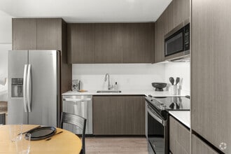 2BR, 2BA - 961SF - Kitchen - 2000 Biscayne