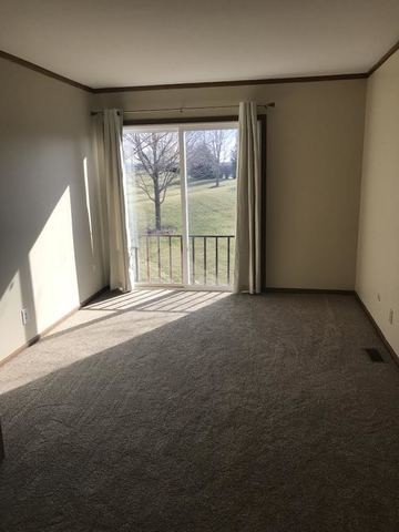 Building Photo - 34W625 Elm Ct