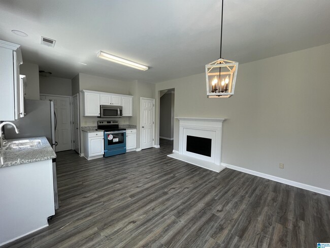 Building Photo - 8529 Dover Dr