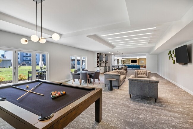 VistaRiverwest-RecreationRoom1 - Vista Riverwest