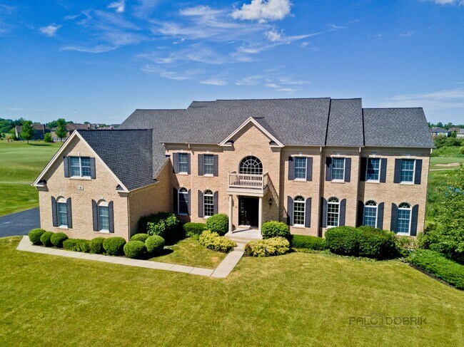 Foto del edificio - 8 Turnbury Ct