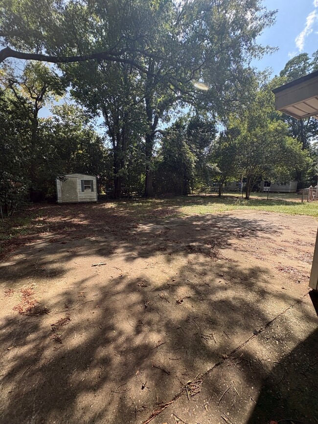 Building Photo - 1814 Texas Ct