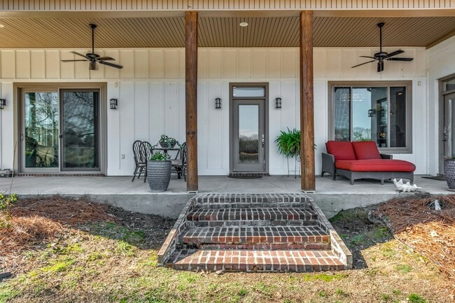 Building Photo - 1310 Jimmy Williams Rd