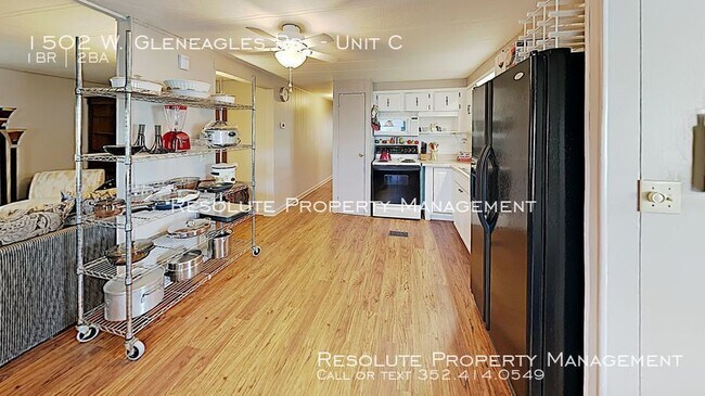 Building Photo - Resort Style Living 55+ Community