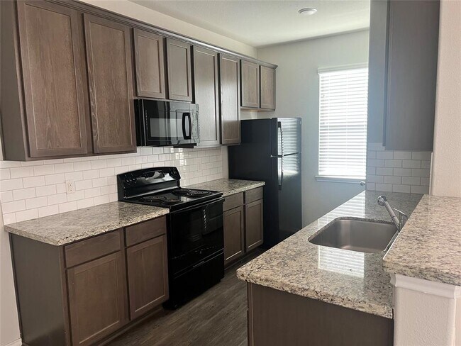Building Photo - 26471 Joy Village Dr