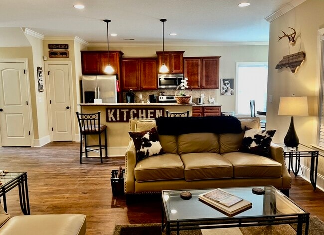 Photo - 1924 Leighton Dr Townhome