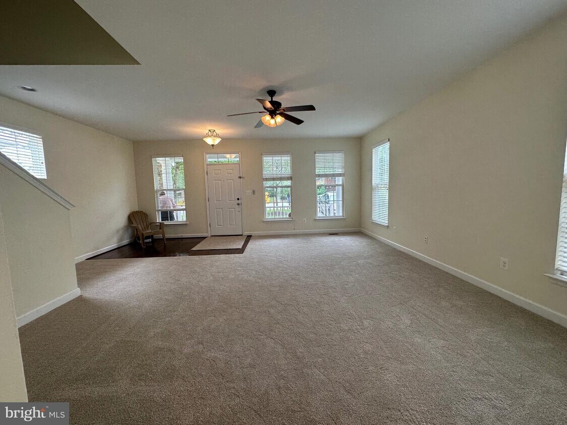 Foto principal - 715 N Jefferson St