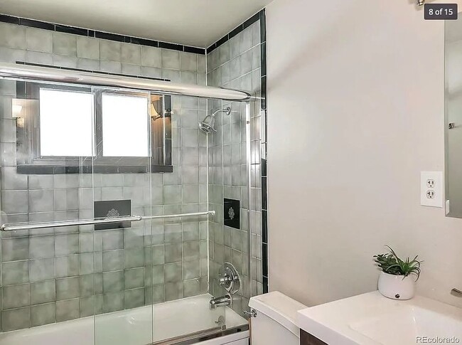 Foto del edificio - 3160 Xanadu St